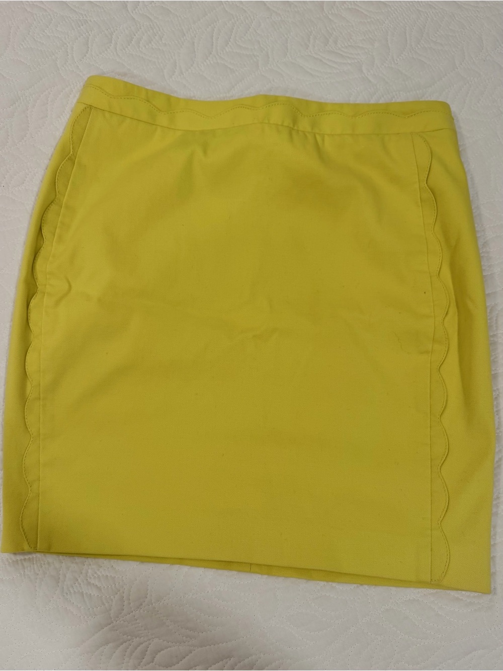Vintage Banana Republic Scalloped Mini Skirt Size 2